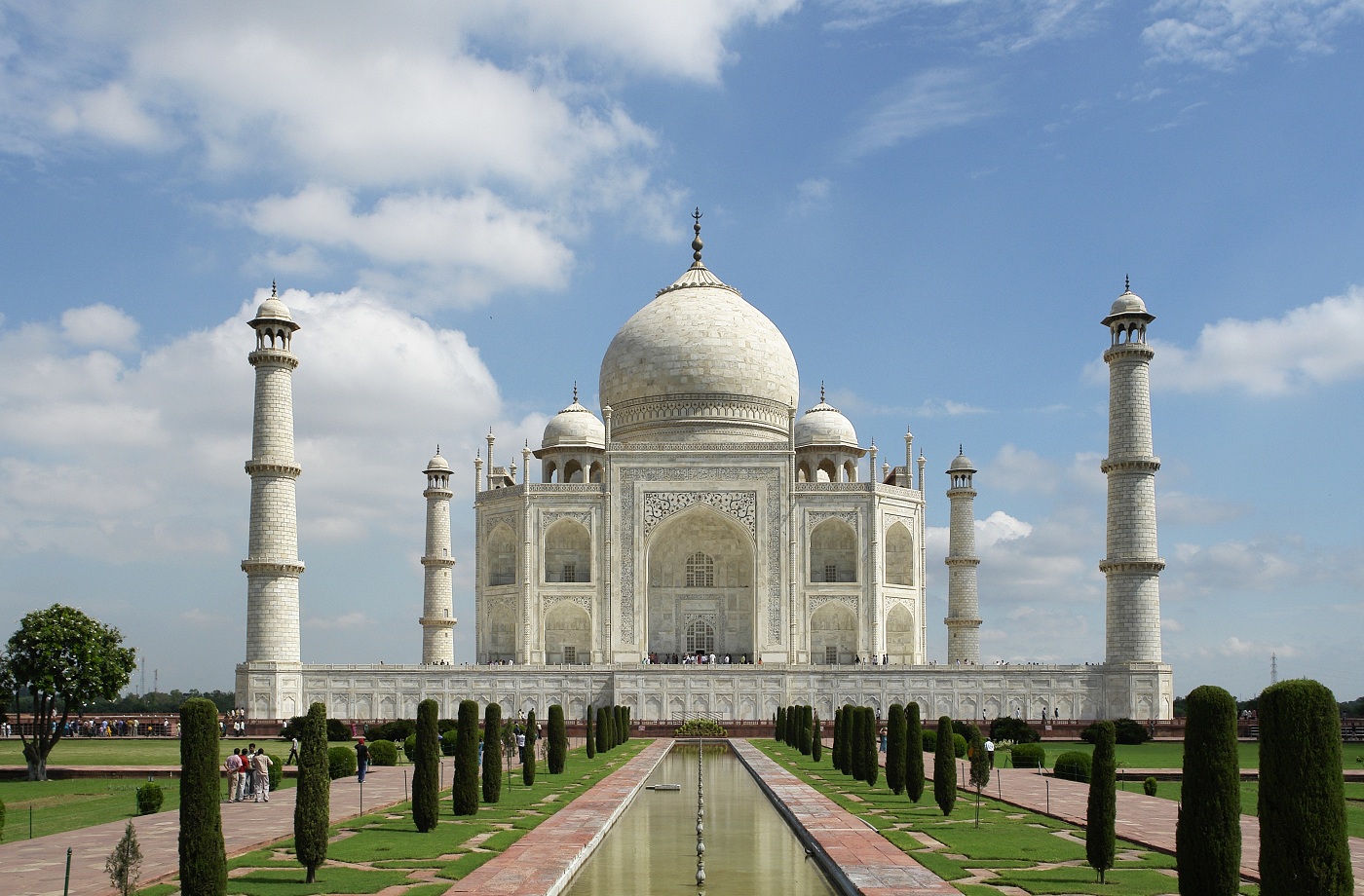 best taxi service in jaisalmer